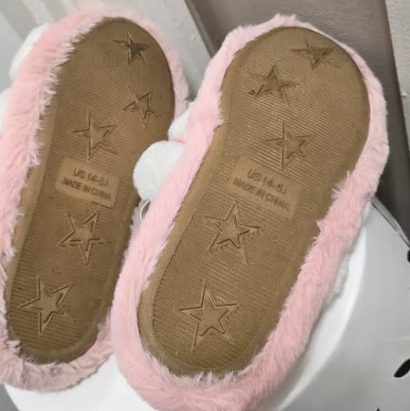 Juicy Couture Sun city Girls Slip On Faux Fur Slippers Size 5M🌴 - Picture 4 of 4